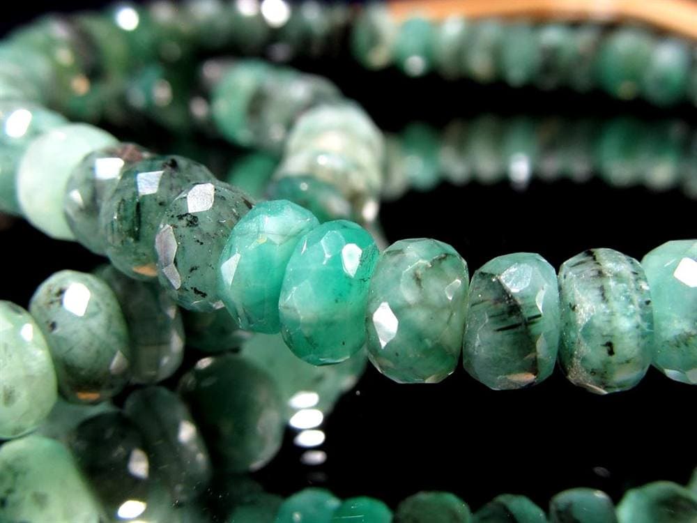 エメラルド 翠玉 ボタンカット ブレスレット 世界4大宝石 5月の誕生石