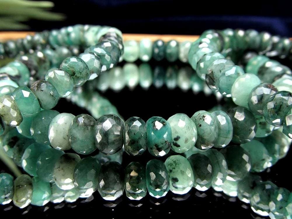 エメラルド 翠玉 ボタンカット ブレスレット 世界4大宝石 5月の誕生石