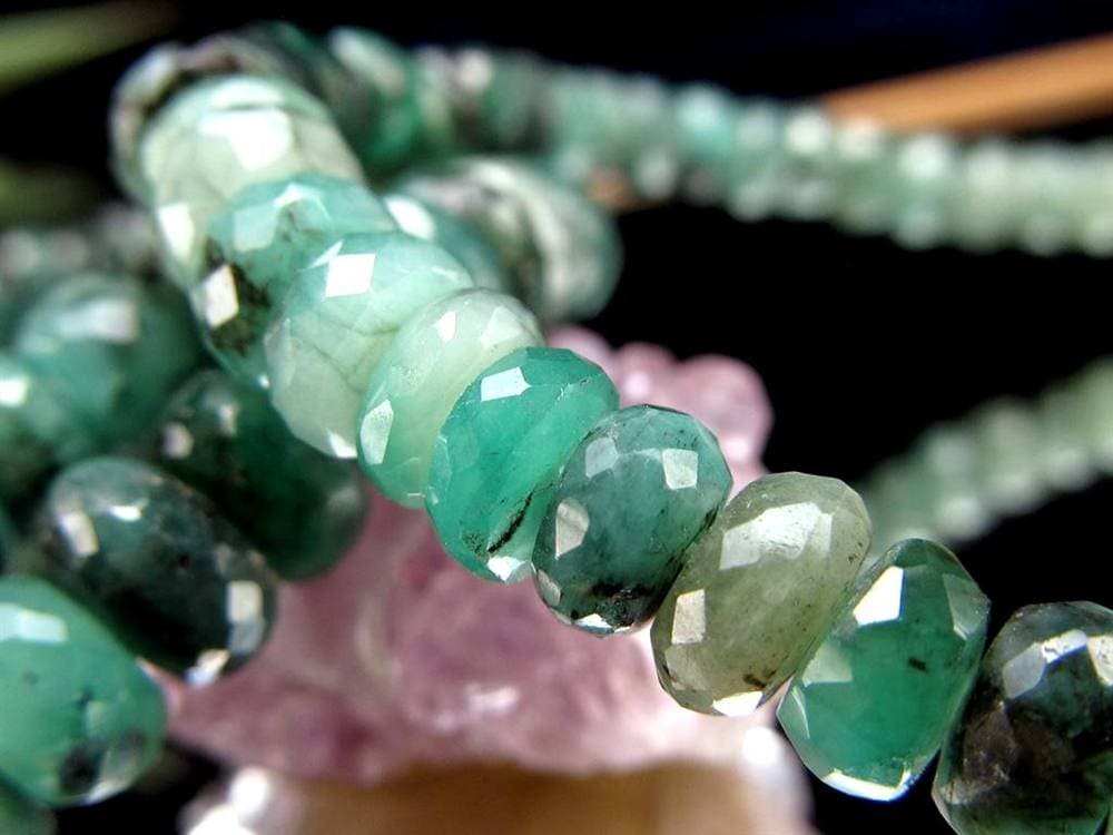 エメラルド 翠玉 ボタンカット ブレスレット 世界4大宝石 5月の誕生石