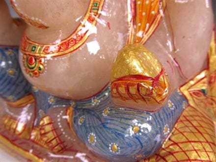 ヒマラヤ産 天然水晶 ガネーシャ 彫り 置物