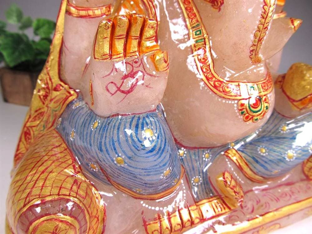 ヒマラヤ産 天然水晶 ガネーシャ 彫り 置物