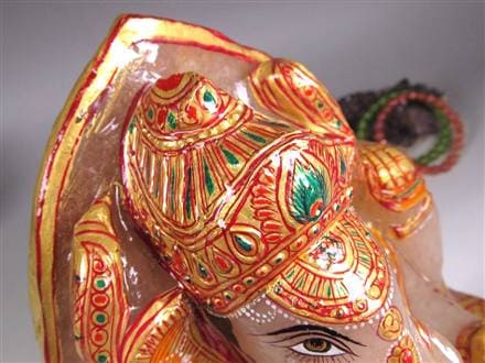 ヒマラヤ産 天然水晶 ガネーシャ 彫り 置物