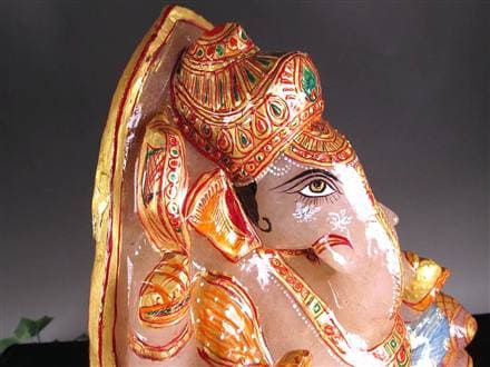 ヒマラヤ産 天然水晶 ガネーシャ 彫り 置物