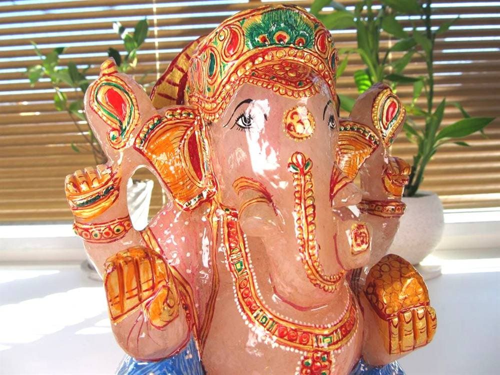 ヒマラヤ産 天然水晶 ガネーシャ 彫り 置物