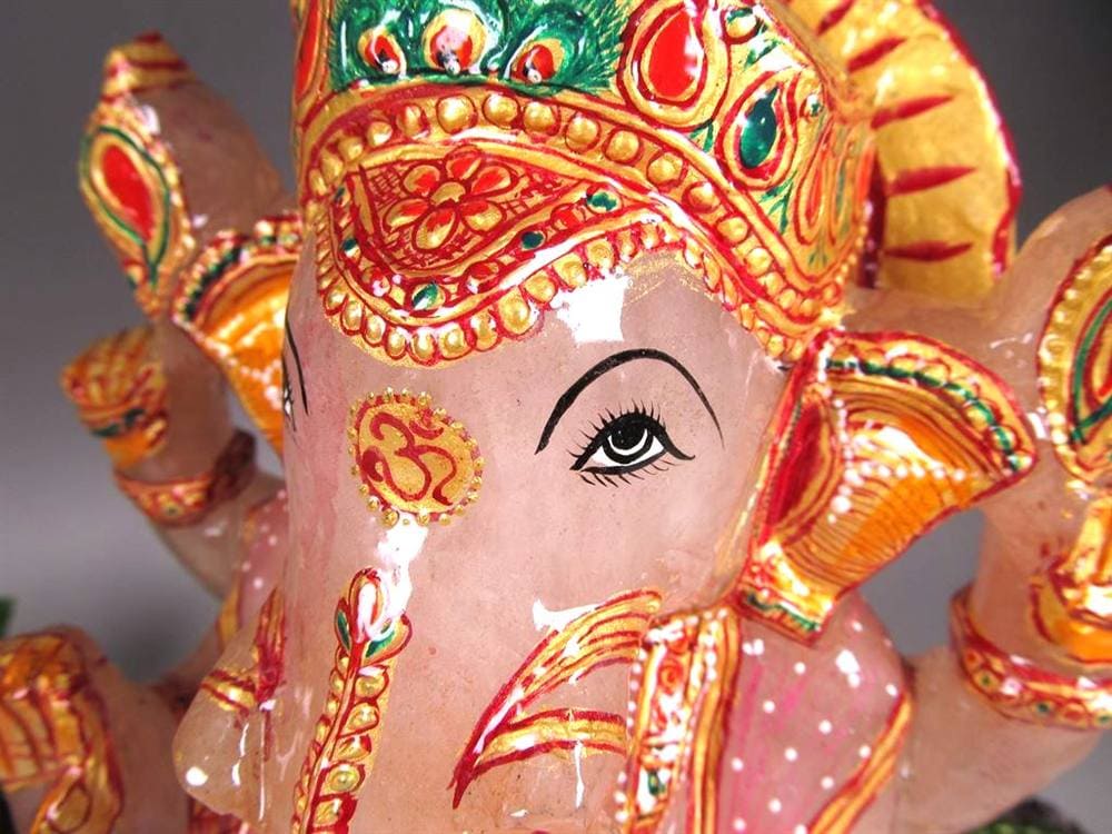 ヒマラヤ産 天然水晶 ガネーシャ 彫り 置物