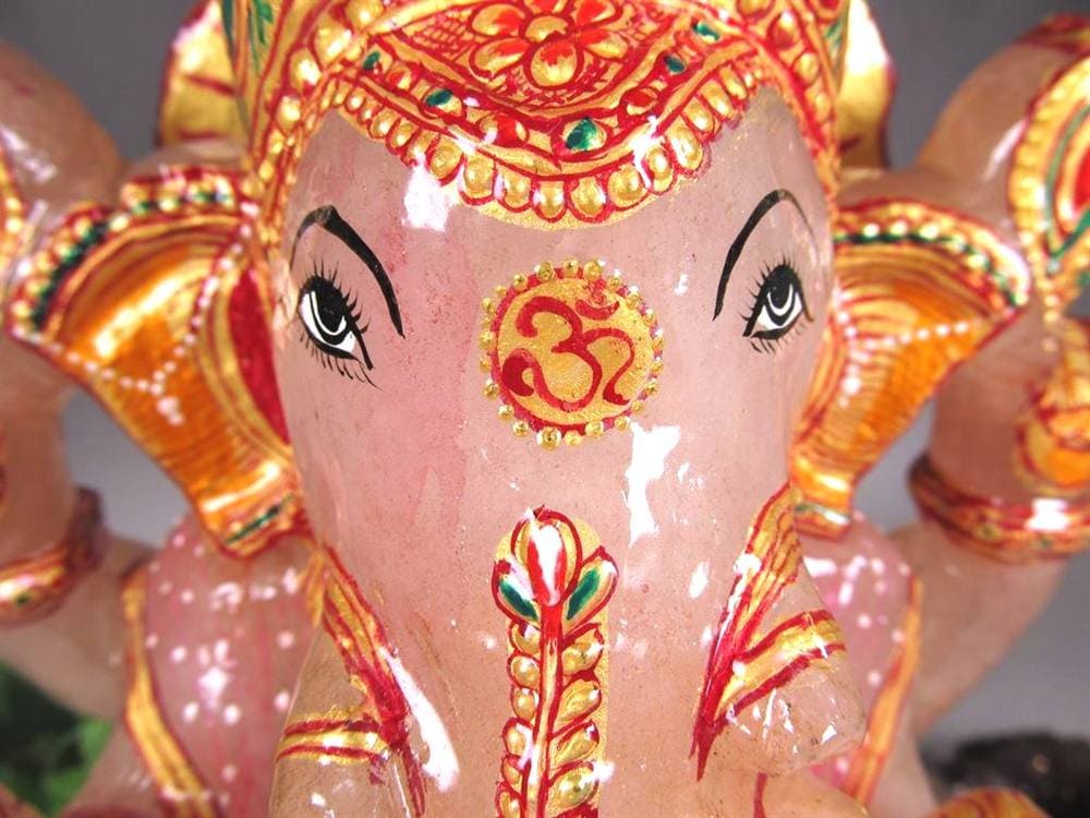 ヒマラヤ産 天然水晶 ガネーシャ 彫り 置物