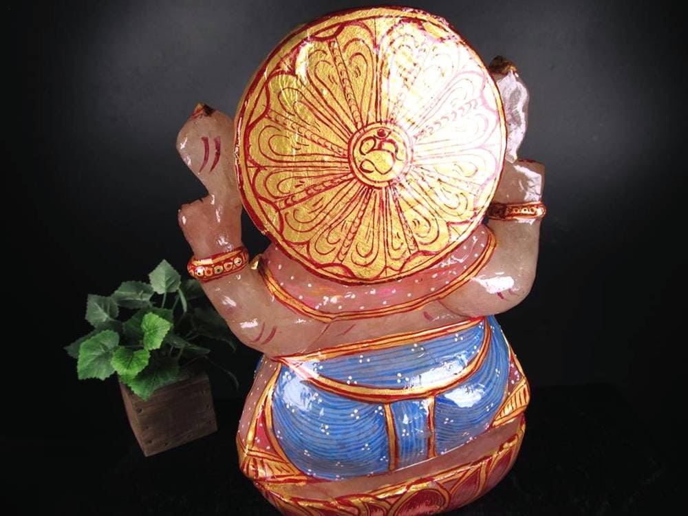 ヒマラヤ産 天然水晶 ガネーシャ 彫り 置物