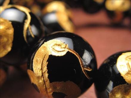 白蛇 巳 金塗り ブラックオニキス 白蛇彫り ブレスレット