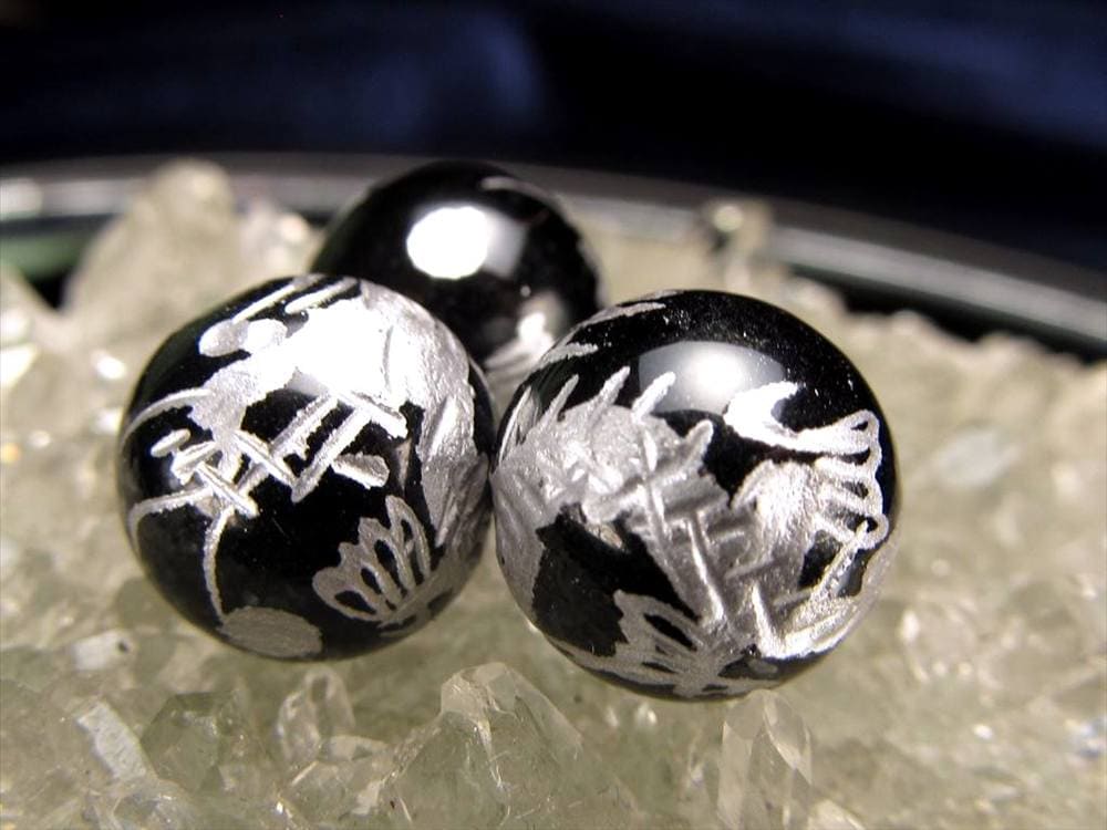 ブラックオニキス 黒瑪瑙 龍神 五本爪