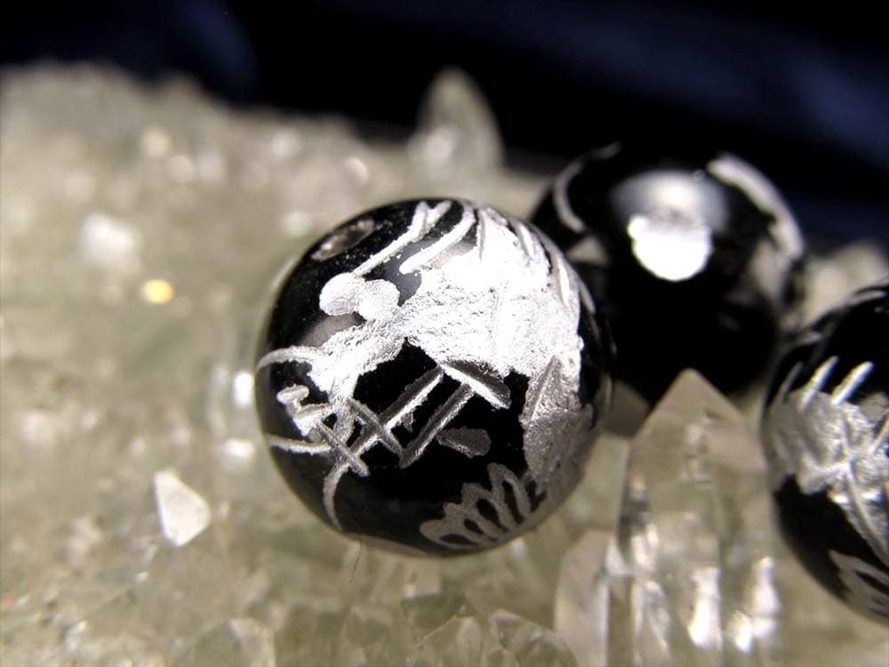 ブラックオニキス 黒瑪瑙 龍神 五本爪