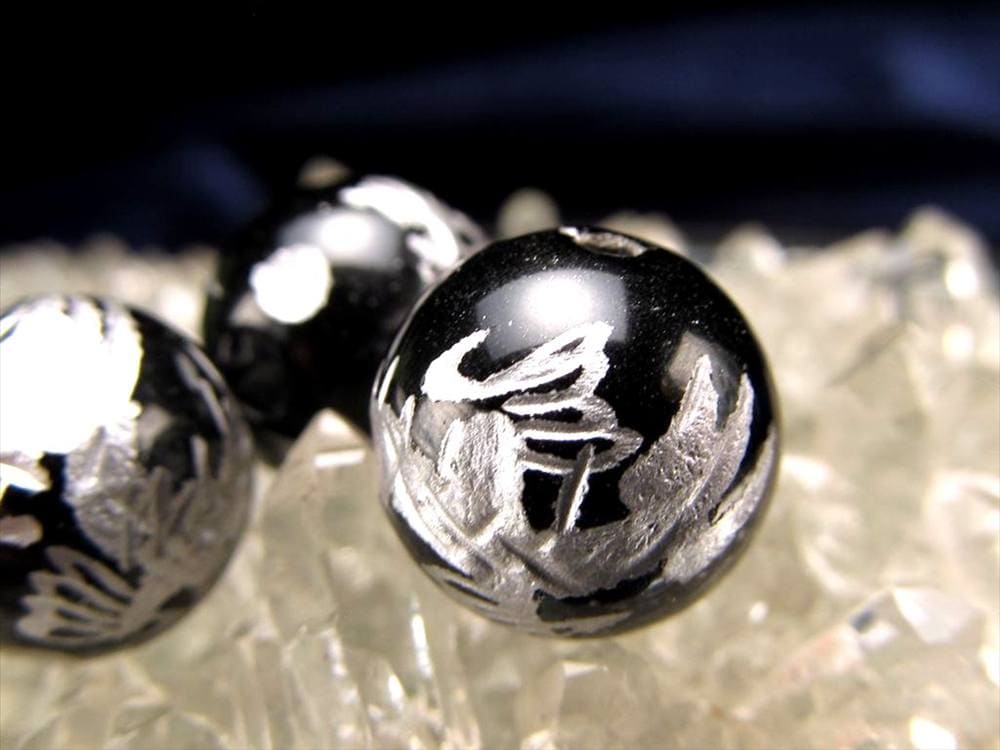 ブラックオニキス 黒瑪瑙 龍神 五本爪