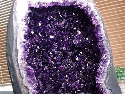 アメジストジオード アメジストドーム 紫水晶 晶洞 天然石