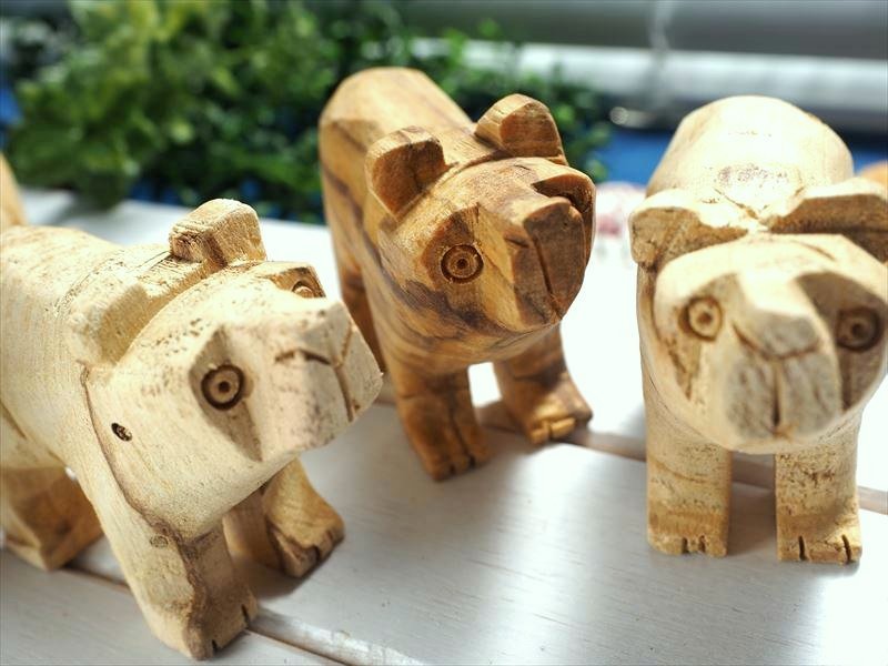 パロサント置物