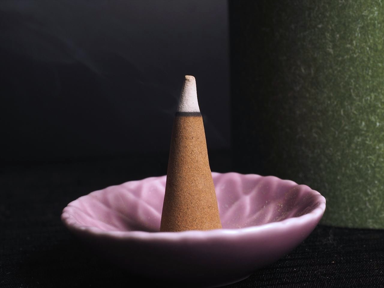 よもぎワームウッド三角香