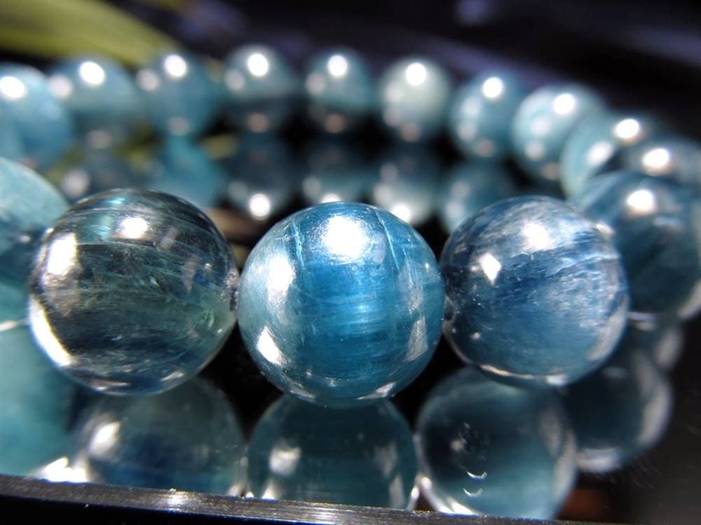 グリーン カイヤナイト 藍晶石 ブレスレット ケニア産