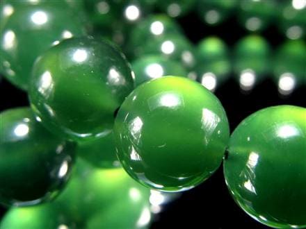 カナディアンジェイド 軟玉 翡翠 ネフライト ブレスレット カナダ産