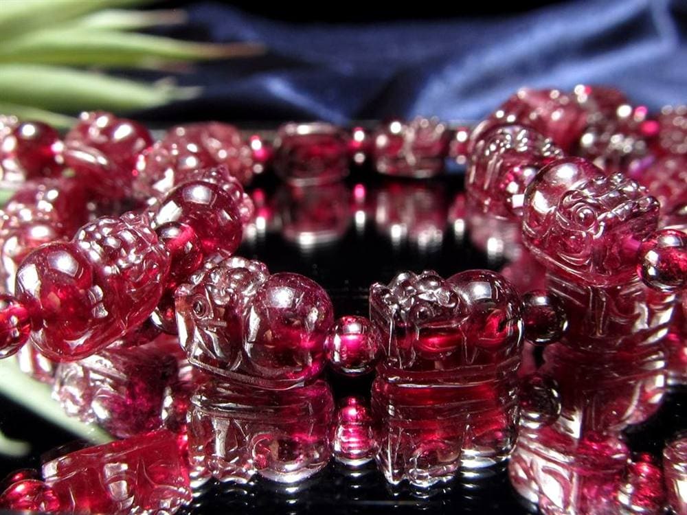 ガーネット ロードライト ヒキュウ ロードライトガーネット 貔貅