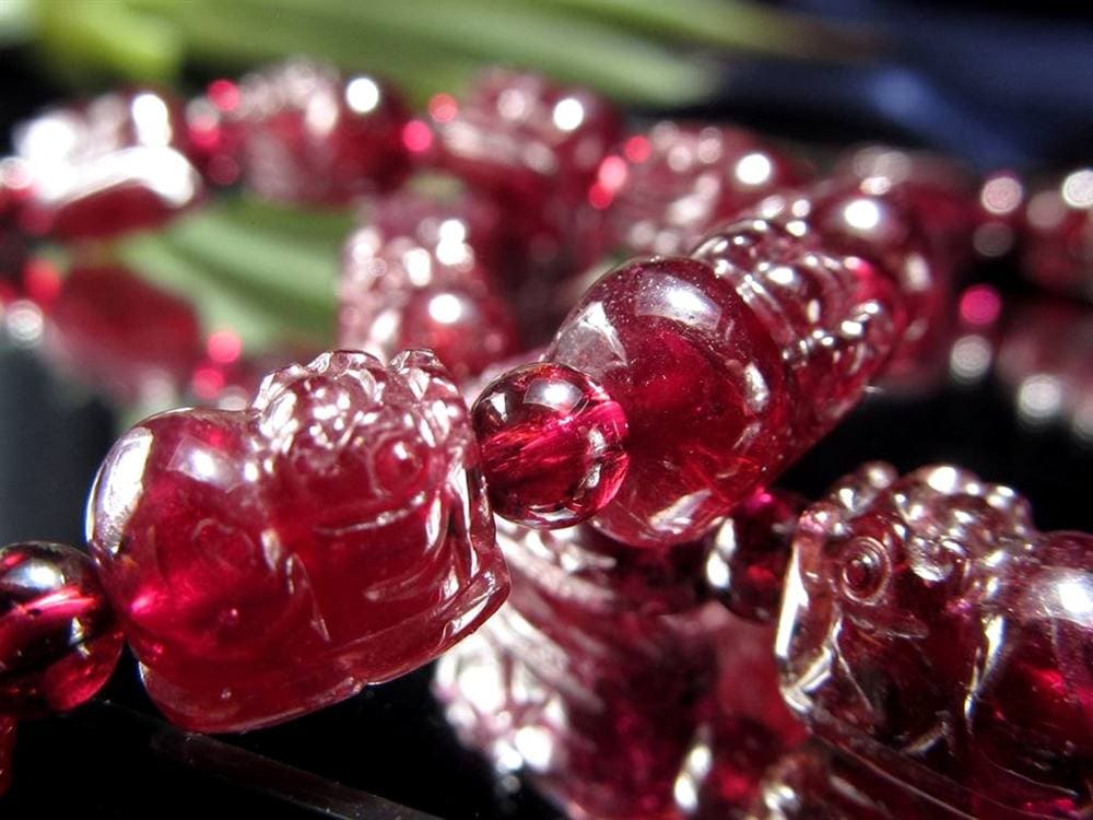 ガーネット ロードライト ヒキュウ ロードライトガーネット 貔貅