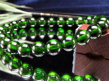 クロムダイオプサイト 緑色 透輝石 パワーストーン 天然石