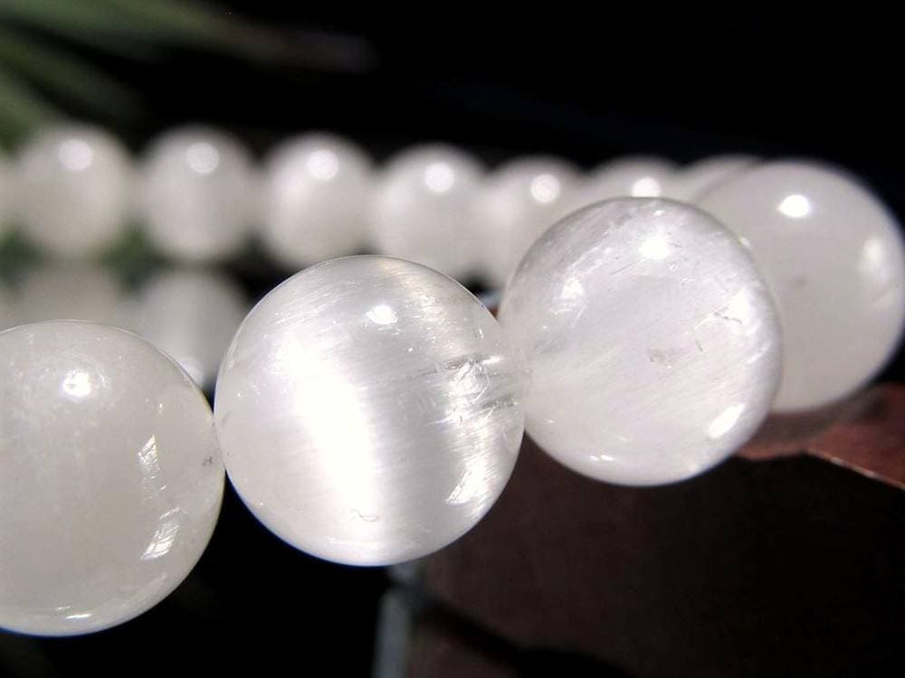 ホワイトラビットヘアルチルクォーツ ブレスレット サゲニティック クォーツ キャッツアイ効果 ホワイトルチル