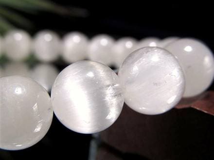 ホワイトラビットヘアルチルクォーツ ブレスレット サゲニティック クォーツ キャッツアイ効果 ホワイトルチル