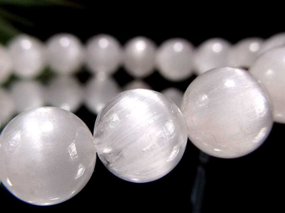 ホワイトラビットヘアルチルクォーツ ブレスレット サゲニティック クォーツ キャッツアイ効果 ホワイトルチル
