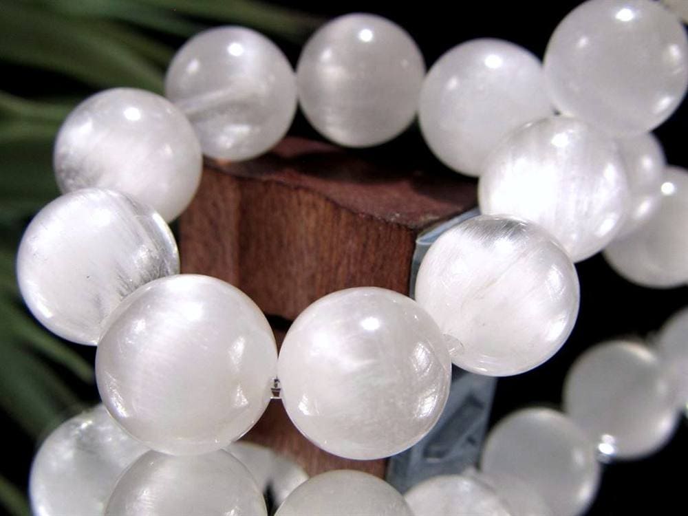 ホワイトラビットヘアルチルクォーツ ブレスレット サゲニティック クォーツ キャッツアイ効果 ホワイトルチル