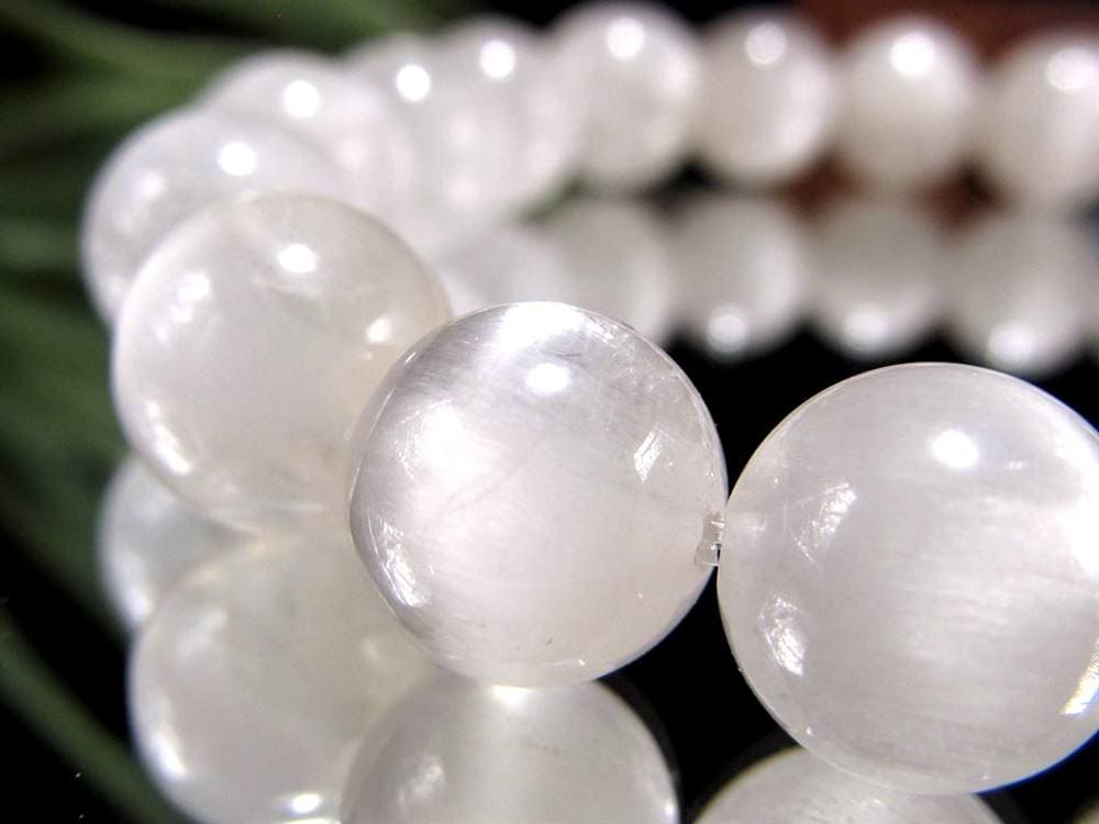 ホワイトラビットヘアルチルクォーツ ブレスレット サゲニティック クォーツ キャッツアイ効果 ホワイトルチル