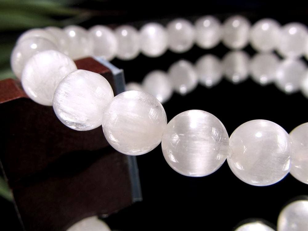 ホワイトラビットヘアルチルクォーツ ブレスレット サゲニティック クォーツ キャッツアイ効果 ホワイトルチル