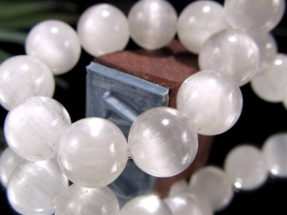 ホワイトラビットヘアルチルクォーツ ブレスレット サゲニティック クォーツ キャッツアイ効果 ホワイトルチル