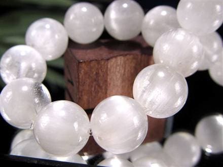 ホワイトラビットヘアルチルクォーツ ブレスレット サゲニティック クォーツ キャッツアイ効果 ホワイトルチル