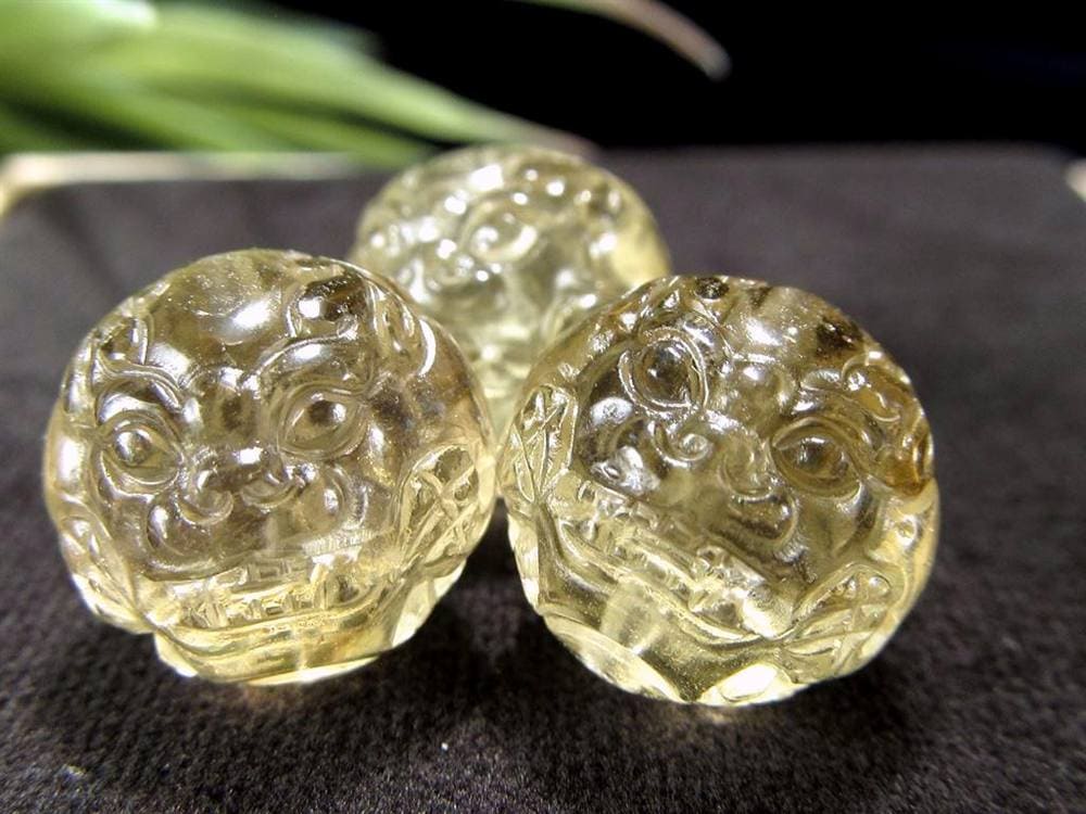 リビアングラス 隕石 貔貅 金運 置物