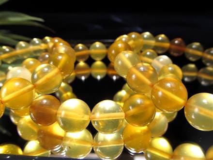 イエローオパール バナナオパール 誕生石 オパール コモンオパール