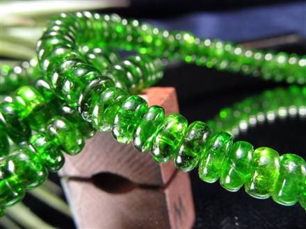 クロムダイオプサイト 緑色透輝石 ボタン ブレスレット