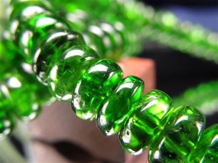 クロムダイオプサイト 緑色透輝石 ボタン ブレスレット