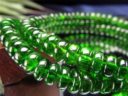 クロムダイオプサイト 緑色透輝石 ボタン ブレスレット