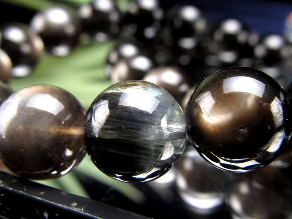 アクアマリン ブラックベリル シラー スター効果 誕生石