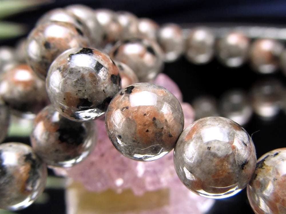 ユーパーライト ブレスレット ソーダライト 新種の石 スペリオル湖畔