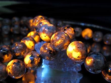 ユーパーライト ブレスレット ソーダライト 新種の石 スペリオル湖畔