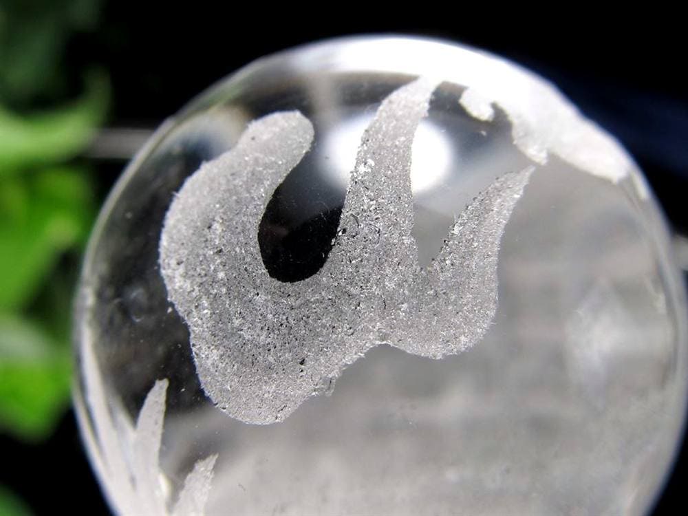 五本爪 龍彫り 水晶 丸玉 開運大吉