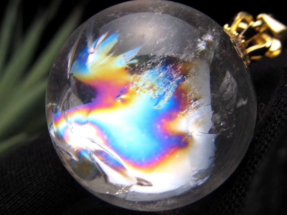水晶 アイリスクォーツ ペンダント アクセサリー 虹入り