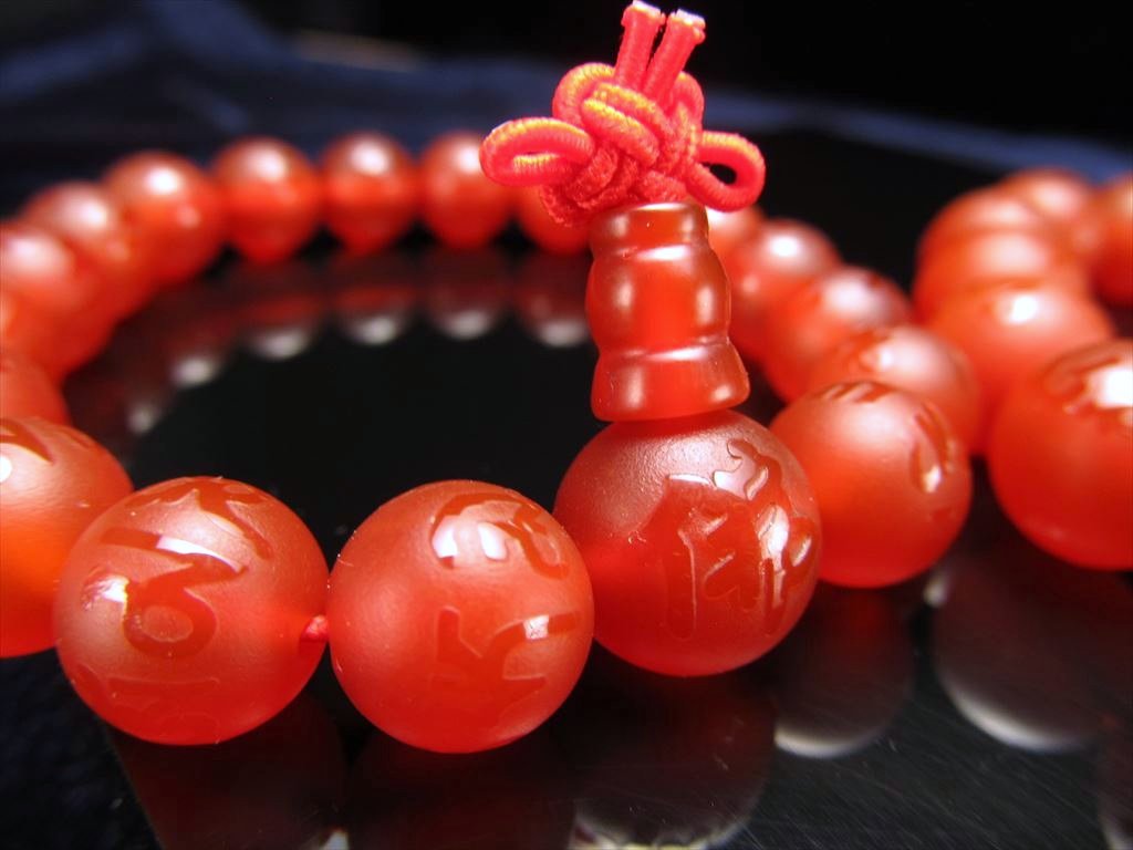 【幻の天珠】西蔵 上肯 赤龍紋 玉髄 龍頭仏眼蓮華財神梵字六字真言天珠 幻の天珠】西蔵 上肯 赤龍紋 玉髄 龍頭仏眼蓮華財神梵字六字真言天珠