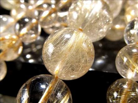 ゴールドルチルクォーツ 針入り水晶 ルチレイテッドクォーツ ビーズ連 連材