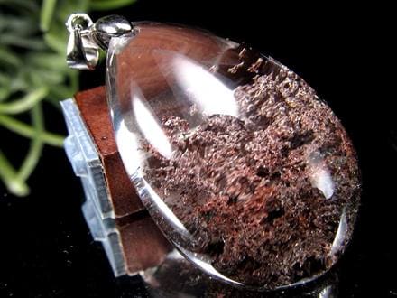 ガーデンクォーツ ペンダントトップ 庭園水晶 クローライト 天然石