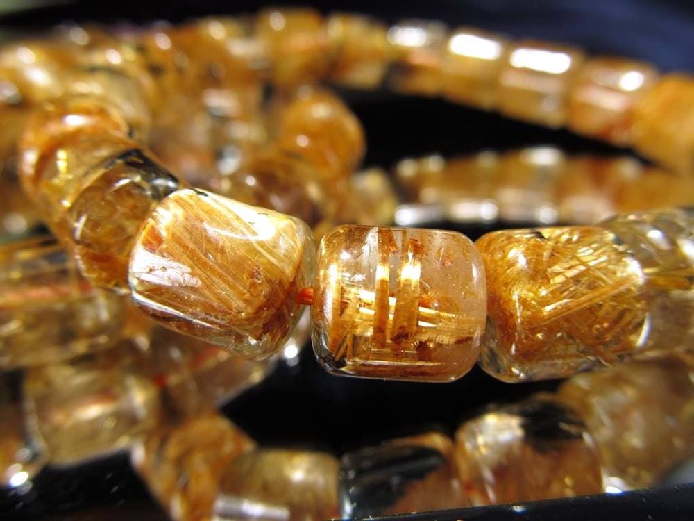 ゴールドルチルクォーツ ブレスレット 母岩 タイチンルチル ヘマタイト