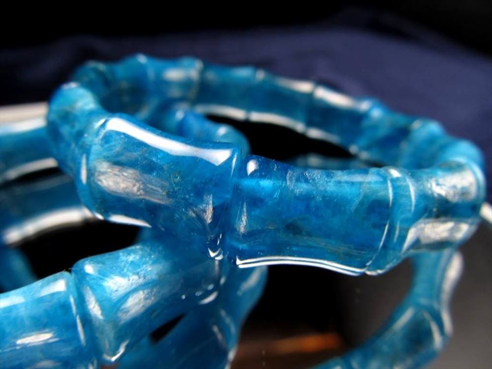 アパタイトバングルブレスレット