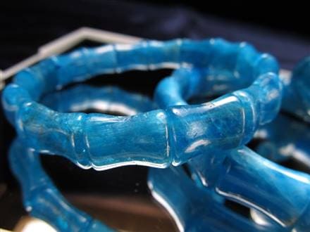 アパタイトバングルブレスレット