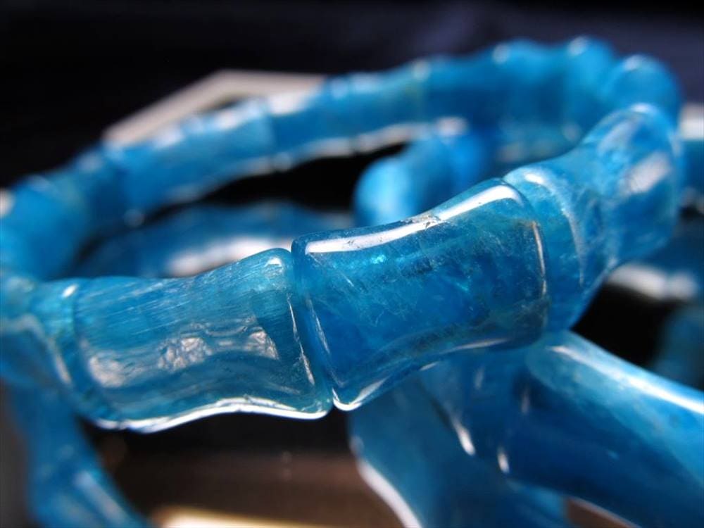 アパタイトバングルブレスレット