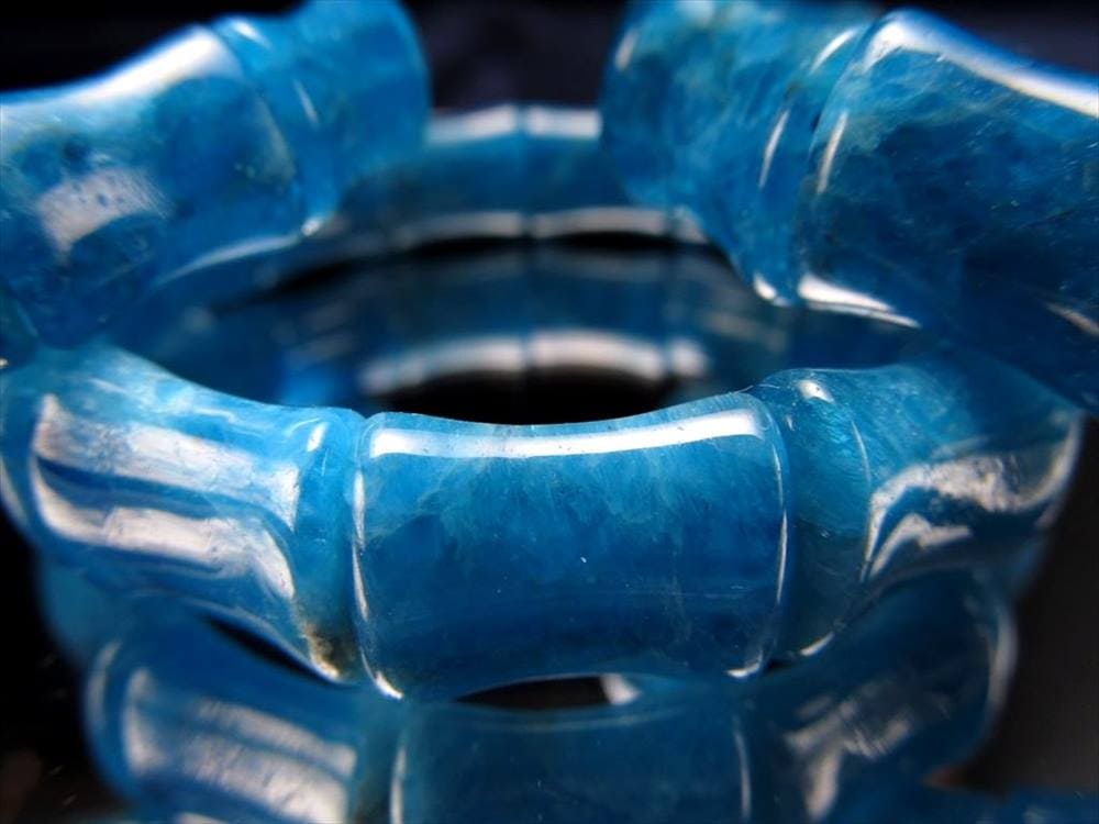 アパタイトバングルブレスレット