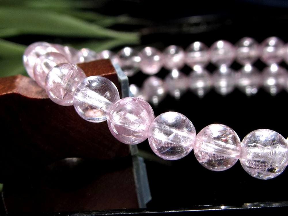 ラベンダースピネル ブレスレット 尖晶石 8月の誕生石 スピネル